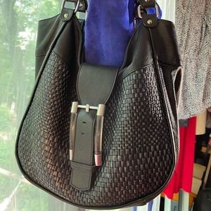 Aleanto Collezioni Made in Italy black leather cute large bag. Cute design.